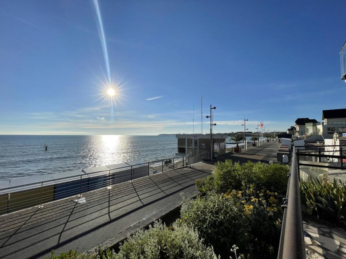 Appartement Duplex En Front De Mer Avec Terrasse - Acces Direct Plage - 2 Chambres + Cabine - Fr-1-361-456 滨海圣佩 外观 照片